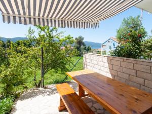 Apartment Balota by Interhome