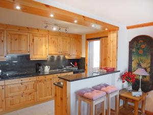 Apartment Rhodonite 24 by Interhome