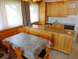 Apartment Metropol A 13 by Interhome