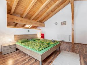 Apartment Grün by Interhome