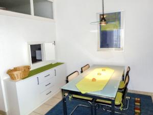 Apartment Residenza Monte Bré - Apt-204 Haus1 by Interhome