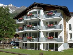 Apartment Amici-2 by Interhome - 4-star hotels in Saas-Grund