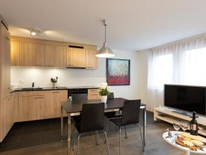 Apartment Bergfrieden Apt- 2 by Interhome