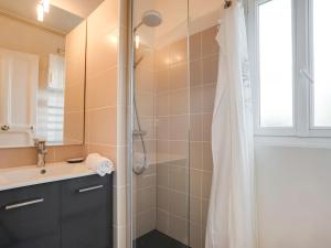 Maisons de vacances Holiday Home Kerhel by Interhome : photos des chambres