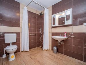 Apartment B&B-1 by Interhome