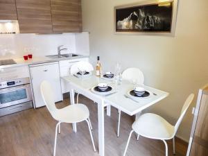 Appartements Apartment Blanc Neige by Interhome : photos des chambres