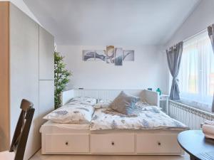 Apartment La Mer-2 by Interhome