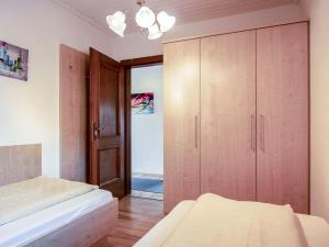 Apartment Hecht by Interhome