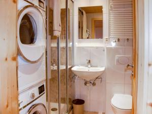 Studio Montagnards 13 by Interhome