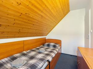 Holiday Home Holiday Hill 62 by Interhome