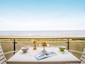 Studio Le Golf-1 by Interhome