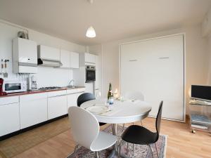 Appartements Studio Le Golf-1 by Interhome : photos des chambres