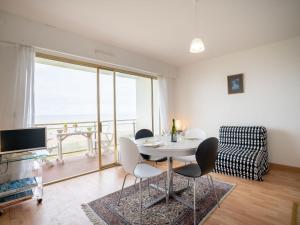 Studio Le Golf-1 by Interhome