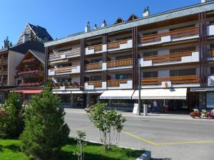 Apartment Miremont B7 by Interhome
