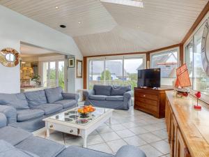 Holiday Home Philblue by Interhome