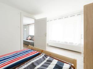 Holiday Home Cherry by Interhome