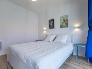 Apartment Les balcons des pêcheurs C25 by Interhome