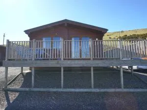 Chalet Loch Leven Lodge 11 by Interhome - Milnathort