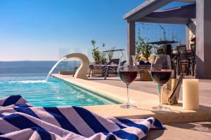 Luxury Villa POCRNJA -heated pool, sauna, jacuzzi, pool table