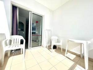 Studio with poolWifi10 minutes walk from Los Cristianos beach