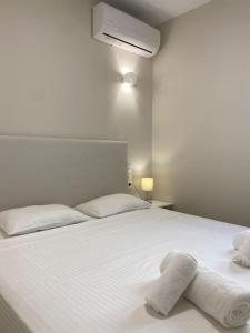 Makry-Gialos Luxury Seaview Apartment