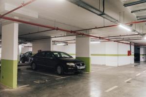 Regina Apartments with free parking