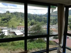 VISTALMONTE - Quindío