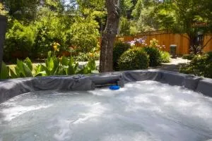 Villa Mimosa Hot Tub Fire Table BBQ Walk to River Dog Friendly - Monte Rio