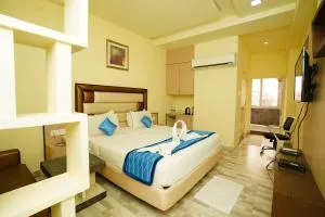 Hotel SK Riverfront - Khammam