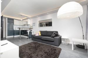 Grzybowska 1622 by Homeprime