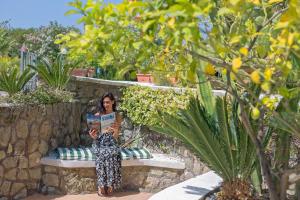 Deluxe Double or Twin Room with Sea View