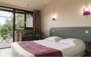 Motels Logis Hotel Restaurant La Vieille Ferme, Macon Nord : photos des chambres