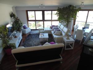 Duplex grandes cristaleras impresionantes vistas