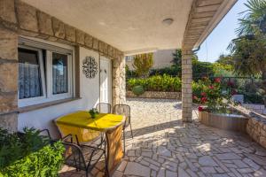 Apartmani ELLEN 
