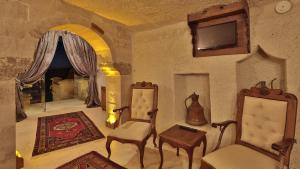 Phocas Cave Suites