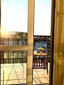 Історичний Центр З Видом На Софіївський Собор Світло є