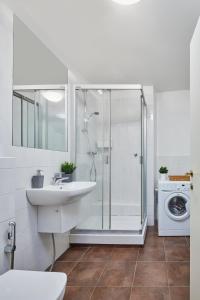 Cozy Loft in New Town by Prague Days