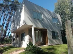 Hermosa casa en Ocean Park - Саусе-де-Портесуело