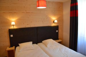 Hotels Hotel Les 2 Lacs : photos des chambres