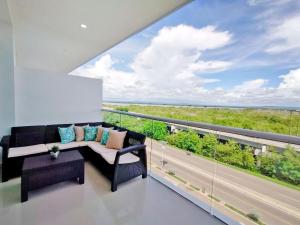 Morros Pelican Sunrise - Livin Colombia