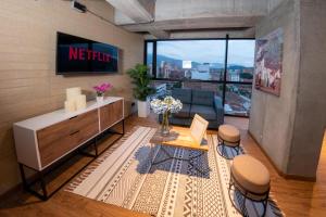 Loft 43
