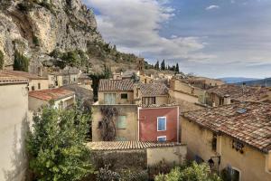 Appartements Studio vue sur le clocher, au calme Moustiers #3 : photos des chambres