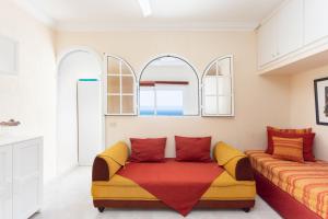 Home2Book Beach Front Las Gaviotas