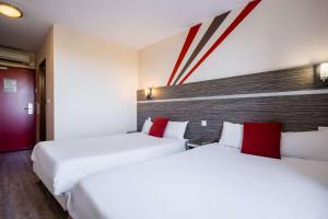 Hotels Comfort Hotel Dijon Sud - 21600 LONGVIC : photos des chambres