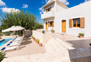 Antigoni Villa, a back-to-nature sanctuary, By ThinkVilla