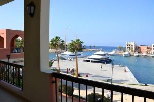 Only FAMILIES - Tala Bay Resort Aqaba - Seafront one bedroom apartment