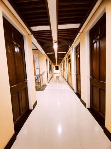 Spring Plaza Hotel