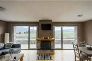 Yvonne's Stone House - Kalánia