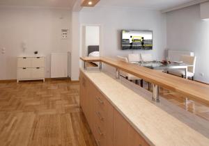 Upscale Luxury Athens Renovated Dream Home in One of the most Favorable Locations by National Gardens, Zoo & Hellenic Parliament in Syntagma and Stylish Exquisite Kolonaki neighborhood