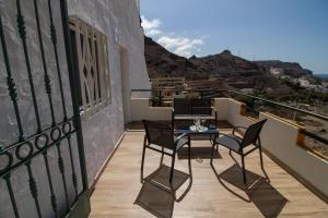 Two Bedroom Apartment Playa del Cura with Views